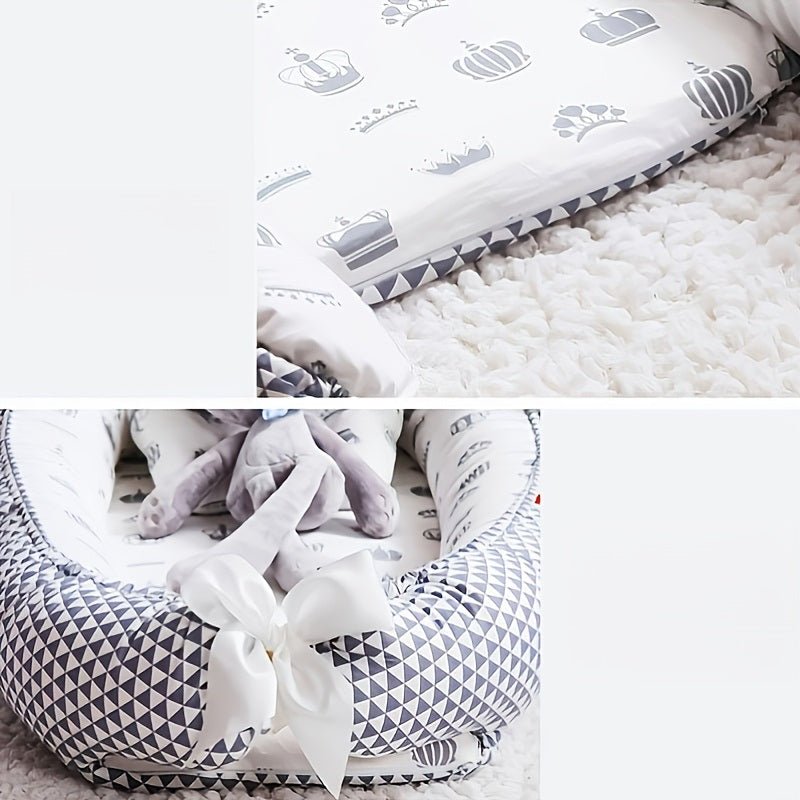 Reducteur de lit | LitDeVoyageBébé™ - Rose et Fleurs - BebeSerenite