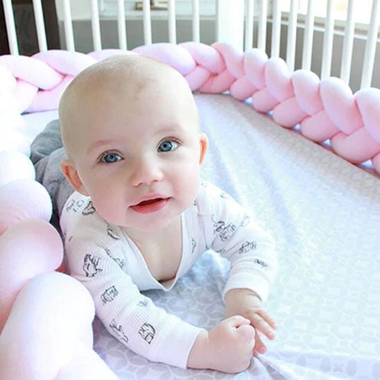 Tresse de lit - BebeSerenite - fille - rose - simple confortable